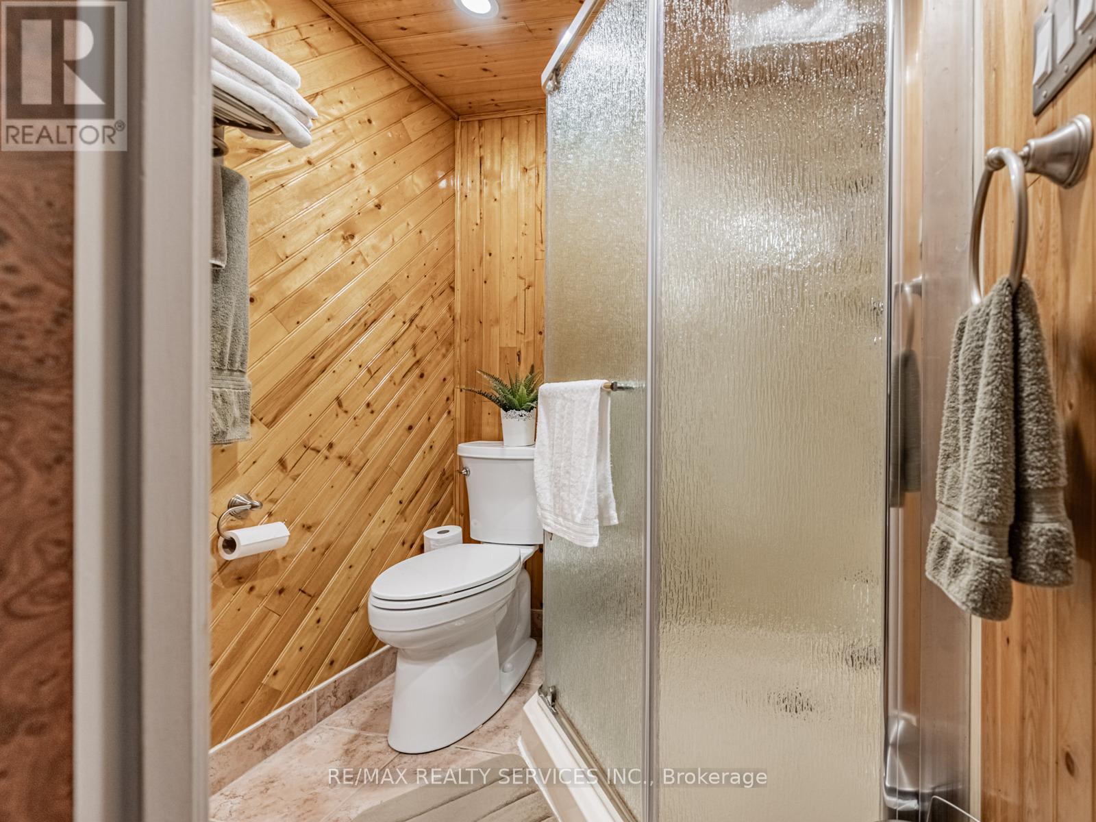 28 Lacewood Crescent, Brampton (Westgate), Ontario  L6S 3K4 - Photo 45 - W12476049