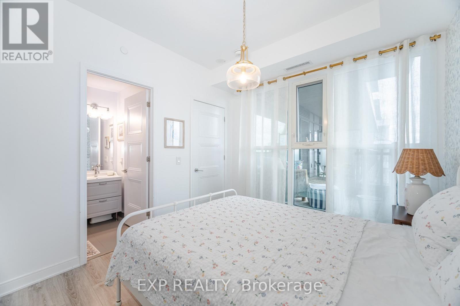 812 - 25 Neighbourhood Lane, Toronto (Stonegate-Queensway), Ontario  M8Y 0C3 - Photo 21 - W12476123