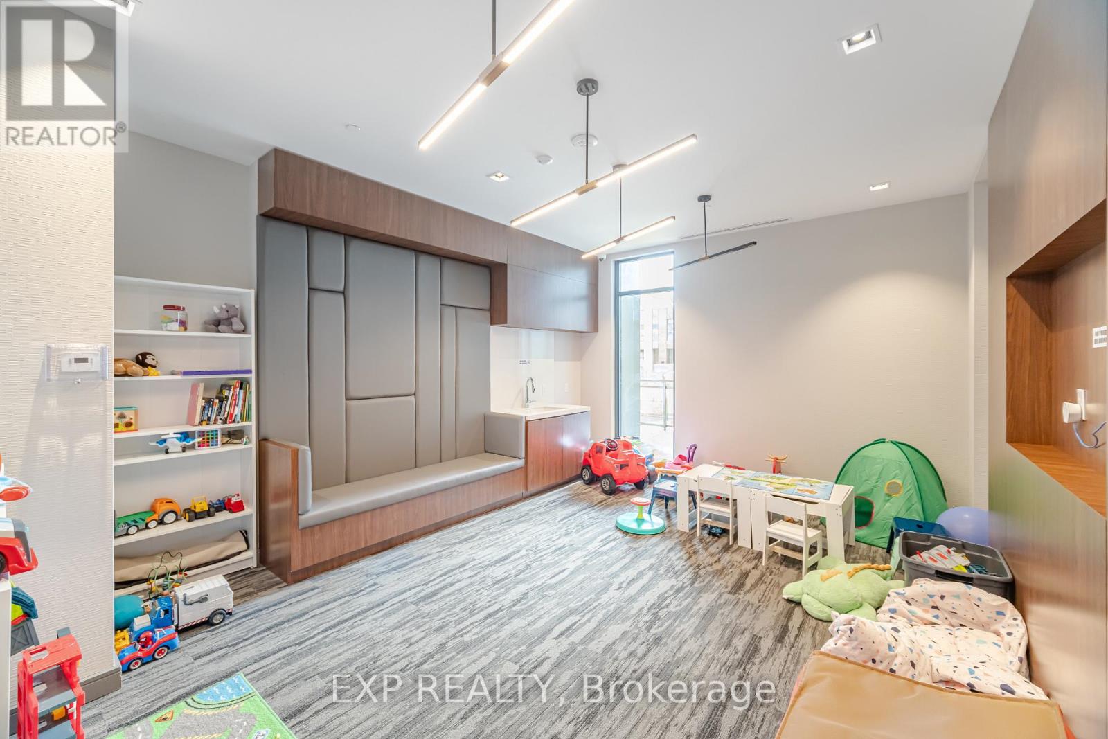 812 - 25 Neighbourhood Lane, Toronto (Stonegate-Queensway), Ontario  M8Y 0C3 - Photo 32 - W12476123
