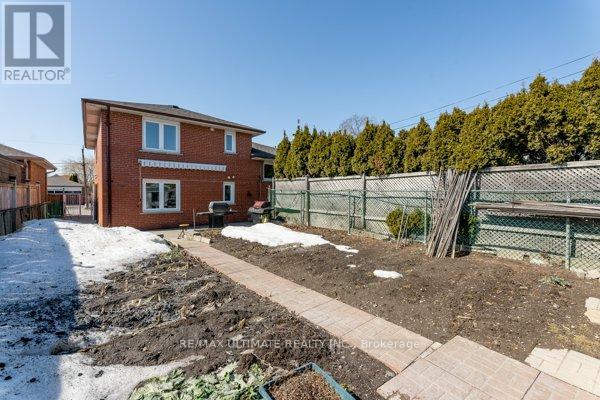 47 Jocada Road, Toronto (Maple Leaf), Ontario  M6L 2J4 - Photo 31 - W12476135