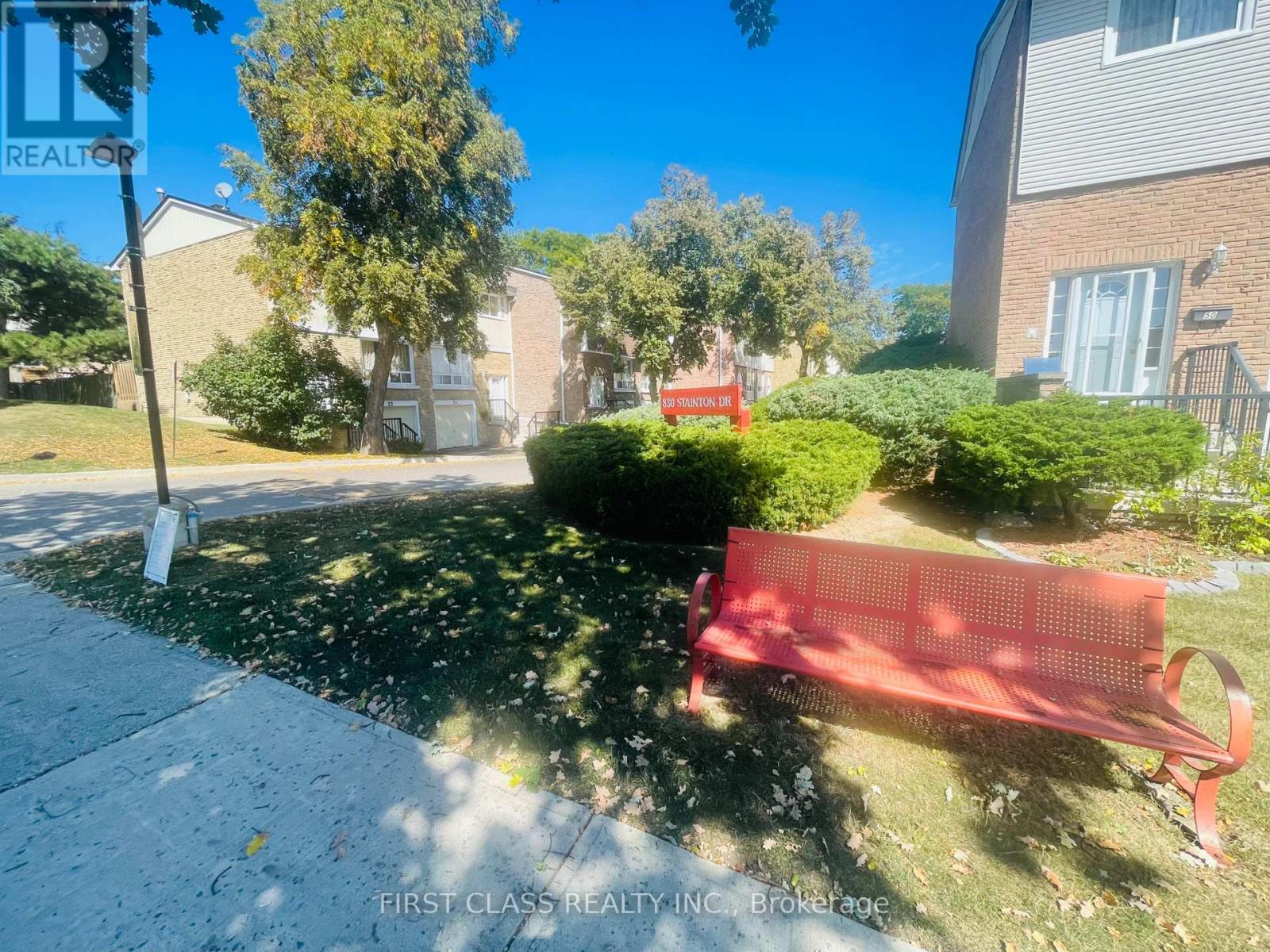 51 - 830 STAINTON DRIVE, Mississauga, Ontario
