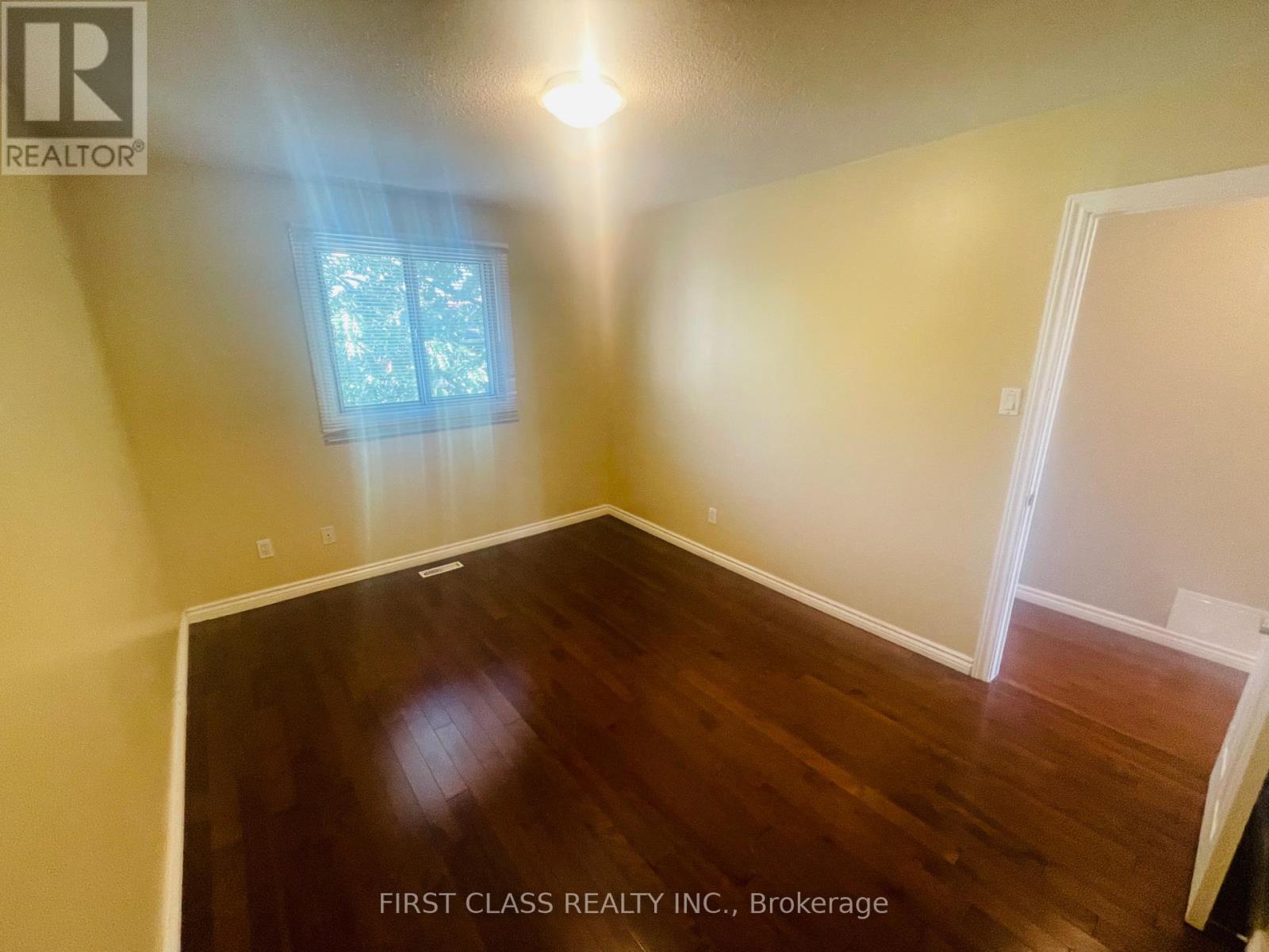 51 - 830 Stainton Drive, Mississauga, Ontario  L5C 2Z3 - Photo 13 - W12476138