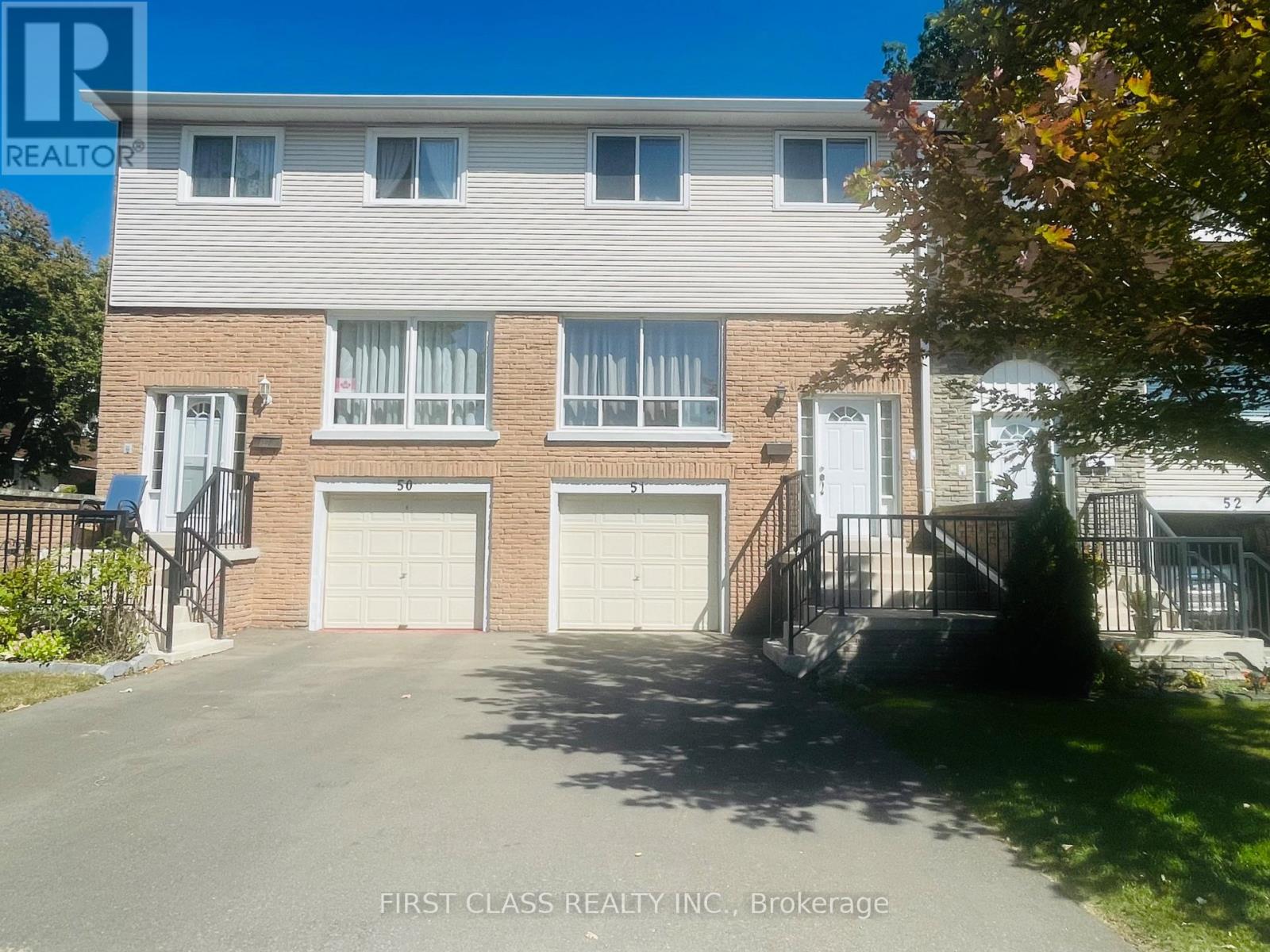 51 - 830 Stainton Drive, Mississauga, Ontario  L5C 2Z3 - Photo 3 - W12476138