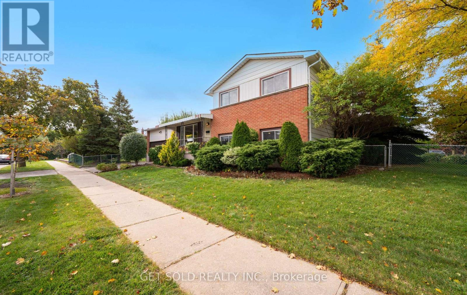 14 Turnvale Road, Toronto (West Humber-Clairville), Ontario  M9V 1L7 - Photo 41 - W12476145