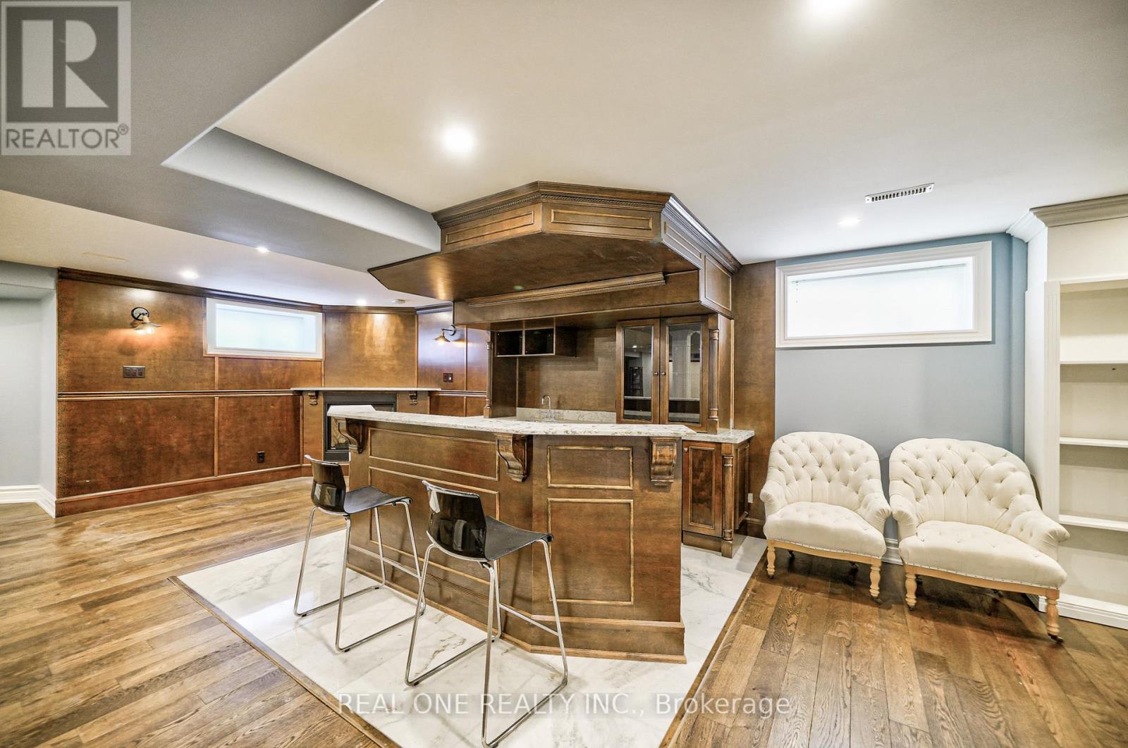 26 Clarendon Drive, Richmond Hill (Bayview Hill), Ontario  L4B 3Z5 - Photo 34 - N12476185