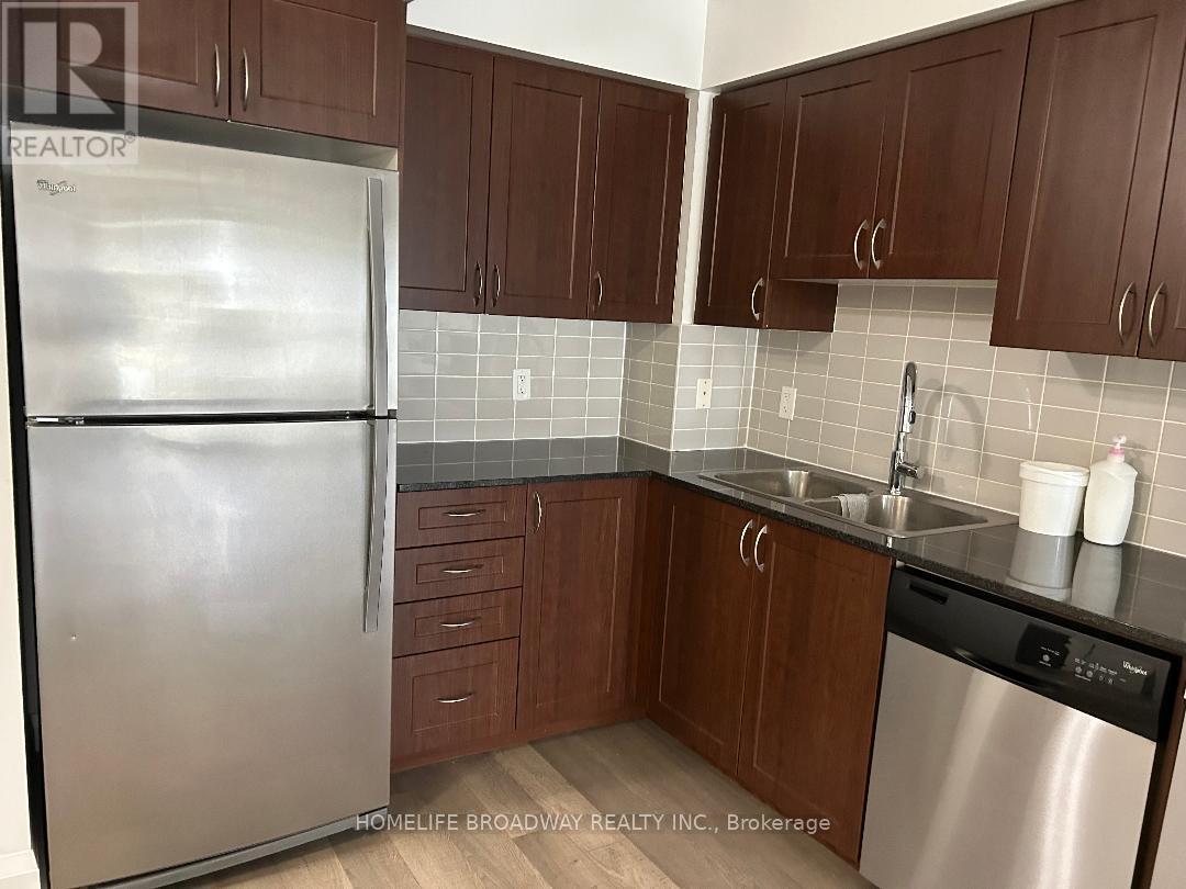 511 - 376 Highway 7 E, Richmond Hill (Doncrest), Ontario  L4B 0C7 - Photo 4 - N12476196