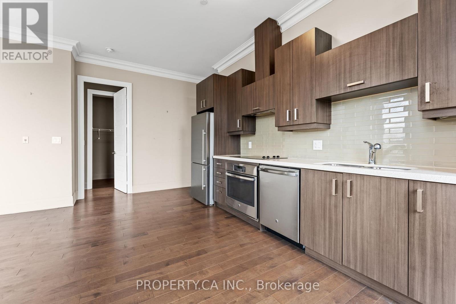 Ph15 - 28 Uptown Drive, Markham (Unionville), Ontario  L3R 5M8 - Photo 5 - N12476209