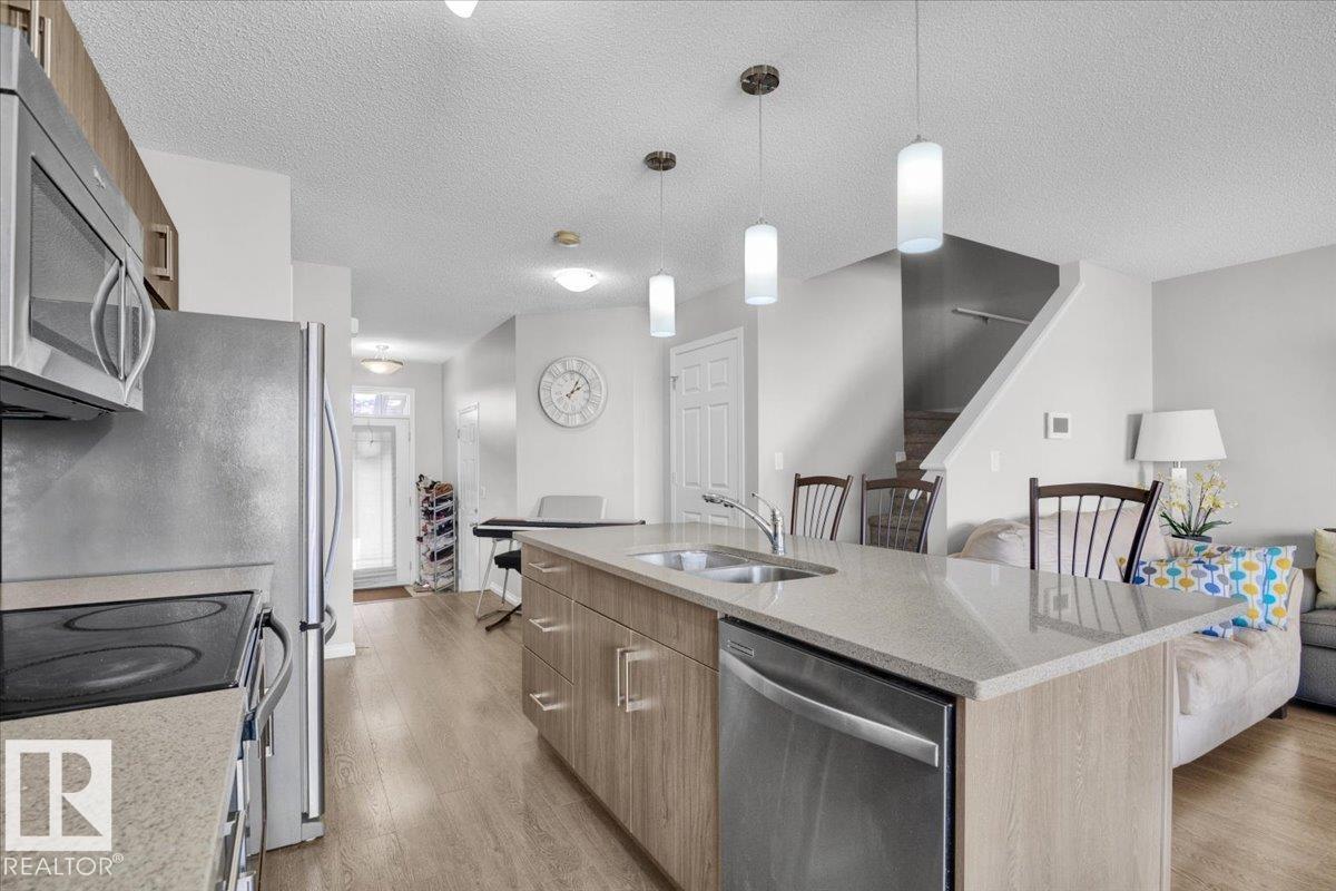 745 Eagleson Cr Nw, Edmonton, Alberta  T6M 0V2 - Photo 12 - E4457931