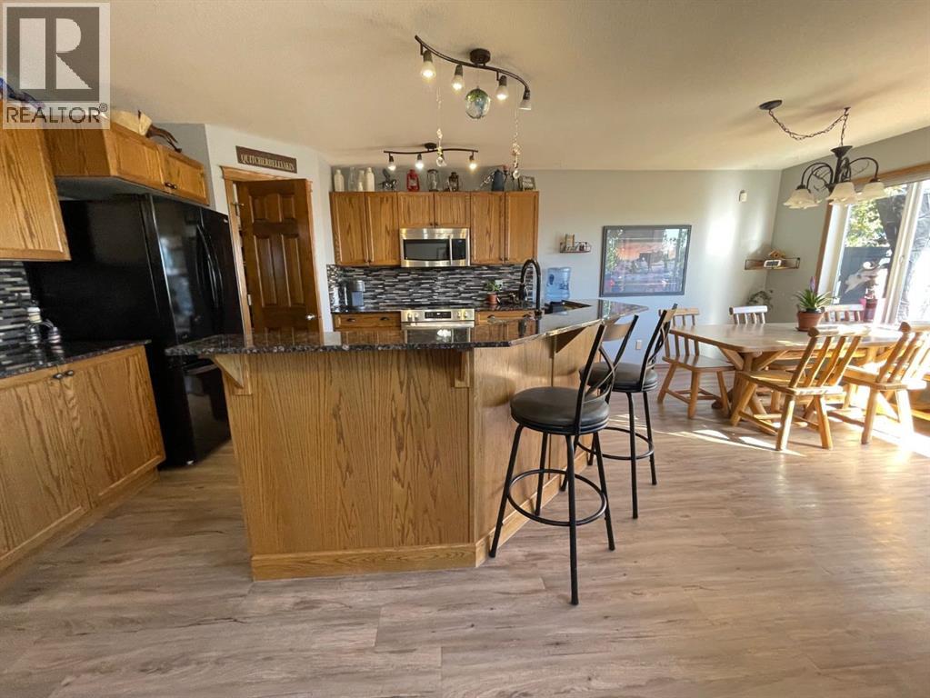 63 Glensummit Close, Cochrane, Alberta  T4C 2K1 - Photo 10 - A2265166