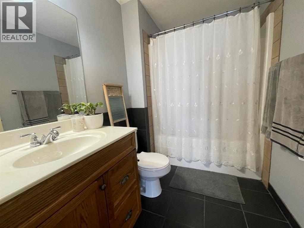 63 Glensummit Close, Cochrane, Alberta  T4C 2K1 - Photo 26 - A2265166