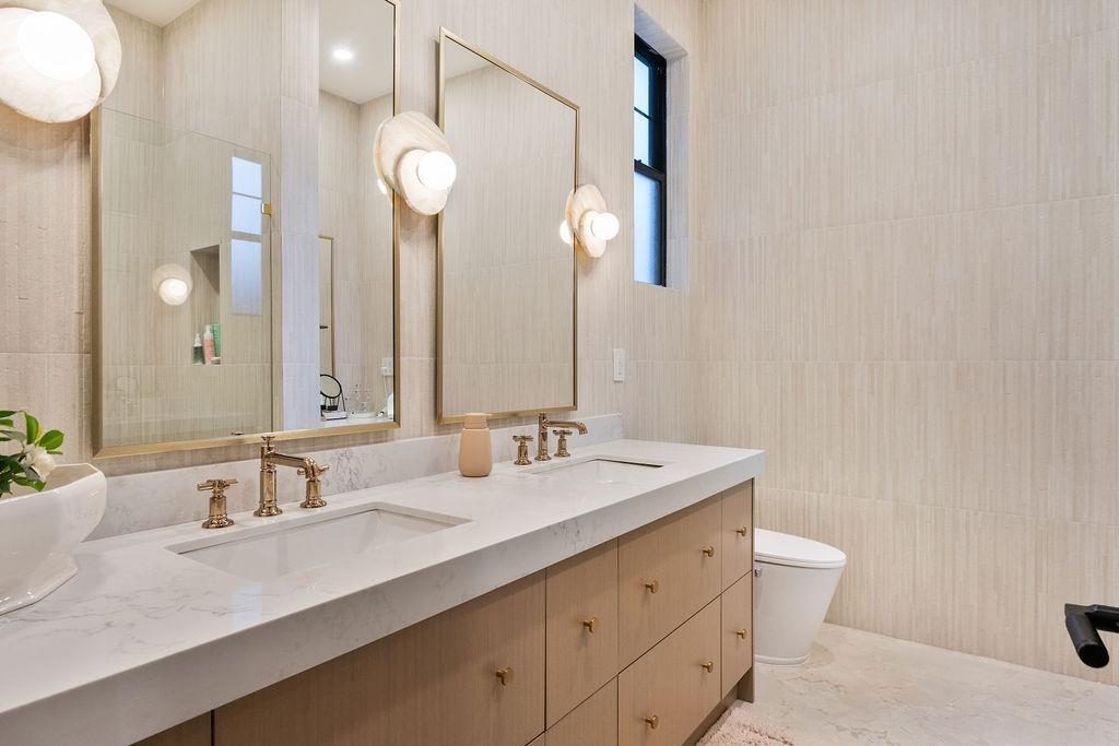 4121 205a Street, Langley, British Columbia  V3A 2A4 - Photo 12 - R3060941