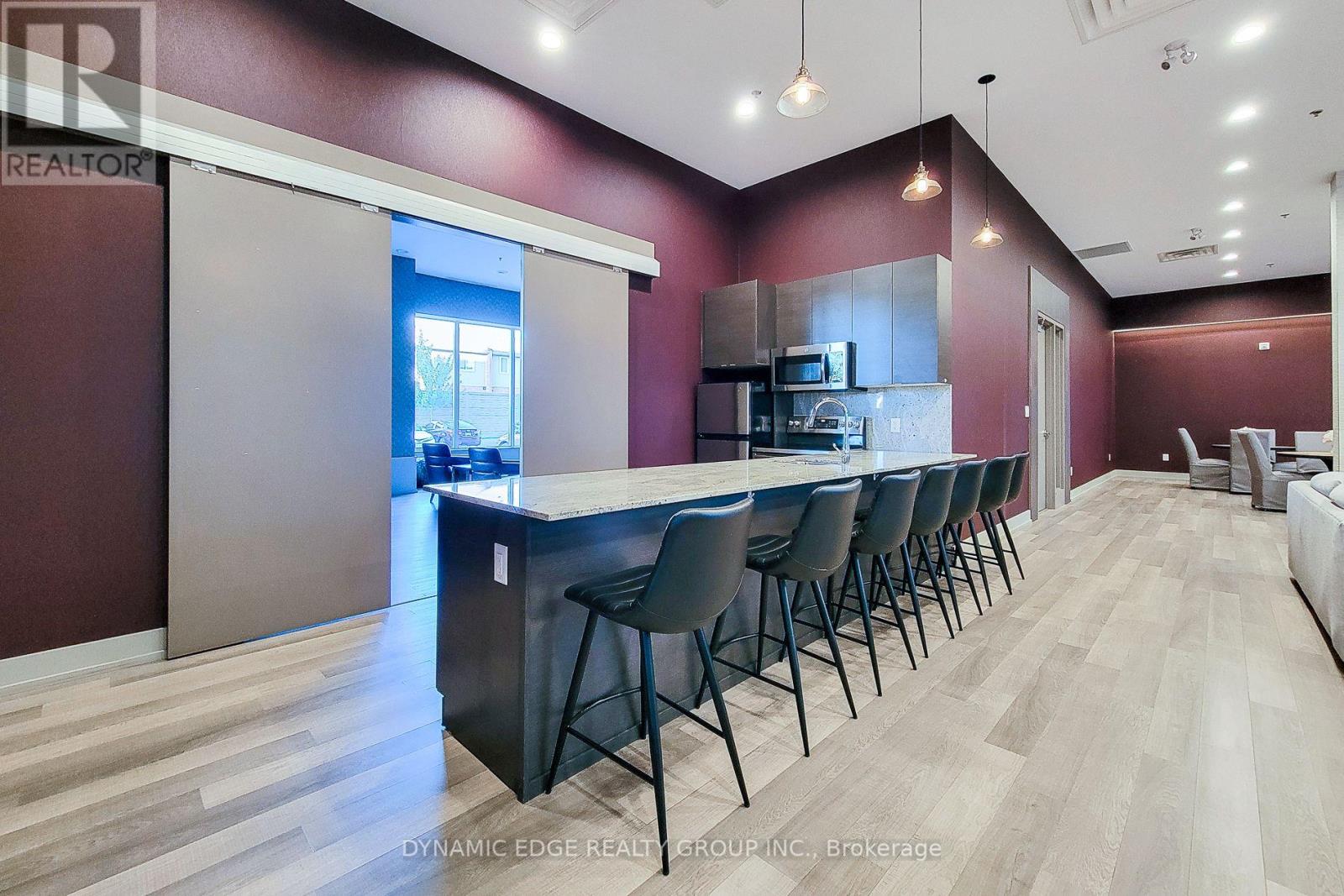312 - 550 North Service Road, Grimsby (Grimsby Beach), Ontario  L3M 4E8 - Photo 41 - X12476007