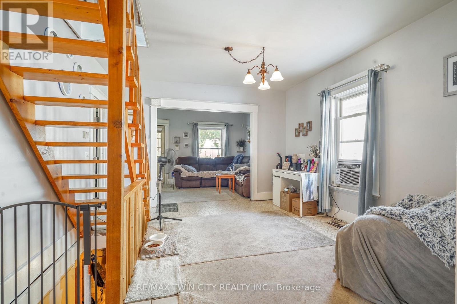 327 Sheridan Street, Brantford, Ontario  N3S 4R8 - Photo 13 - X12476017