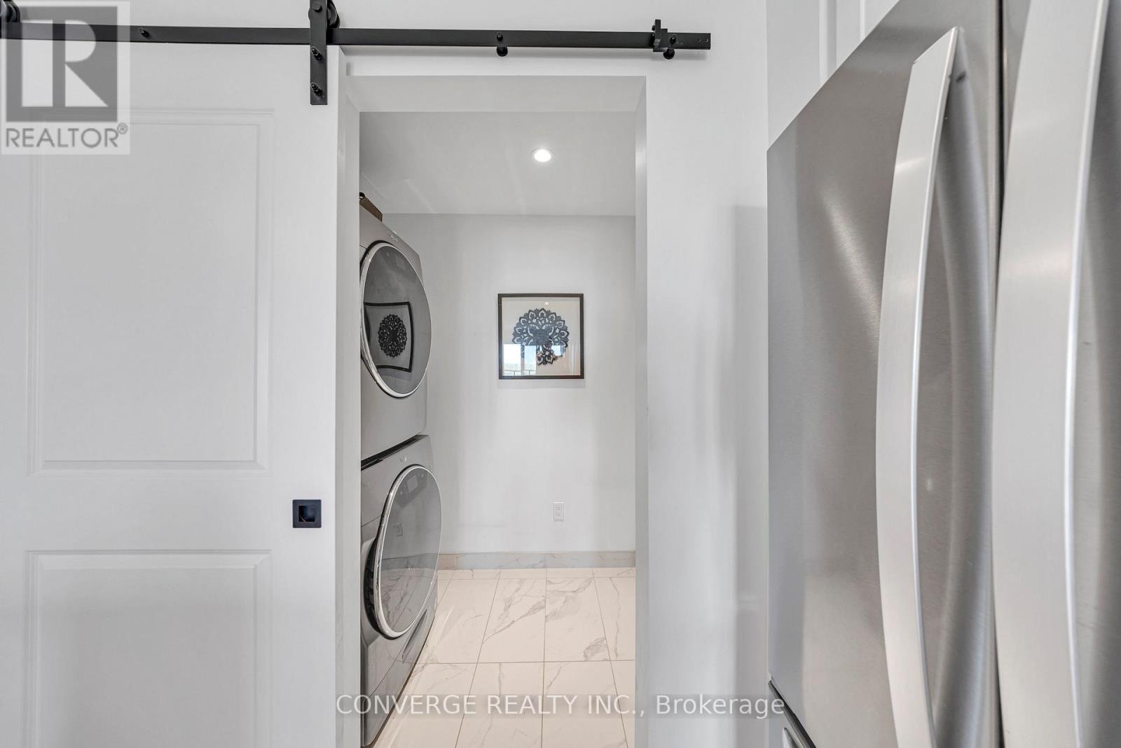 1903 - 15 Glebe Street, Cambridge, Ontario  N1S 0C3 - Photo 8 - X12476054