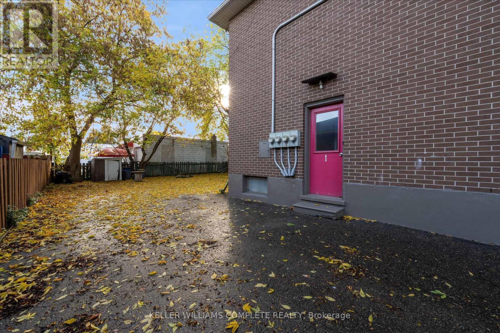 62 Bond Street, Kitchener, Ontario  N2H 4S5 - Photo 3 - X12476095