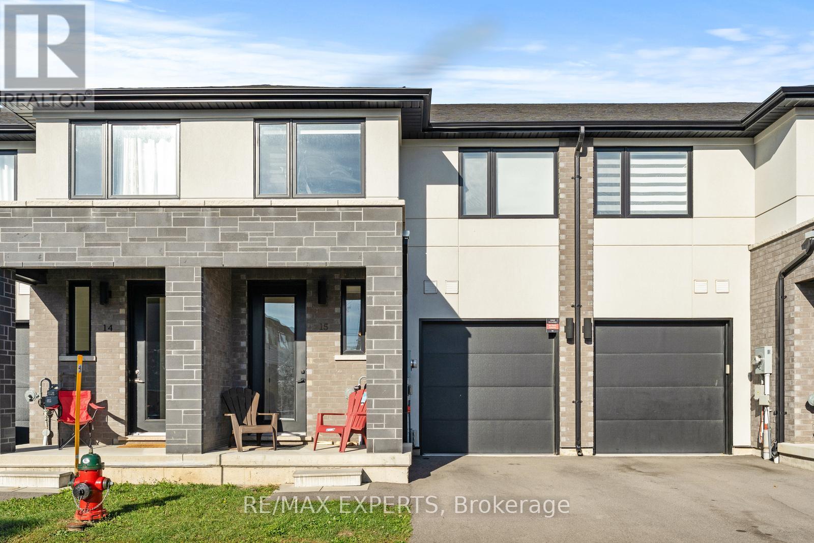 15 - 166 Mount Albion Road, Hamilton (Red Hill), Ontario  L8K 5S8 - Photo 1 - X12476107