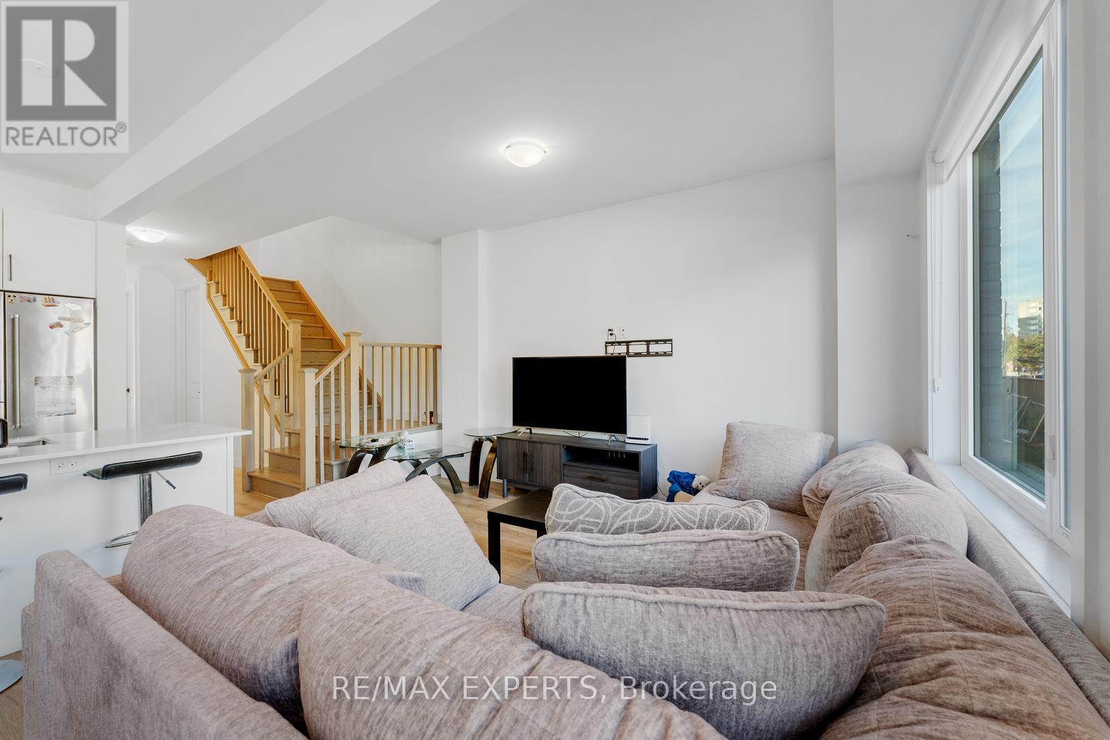 15 - 166 Mount Albion Road, Hamilton (Red Hill), Ontario  L8K 5S8 - Photo 18 - X12476107