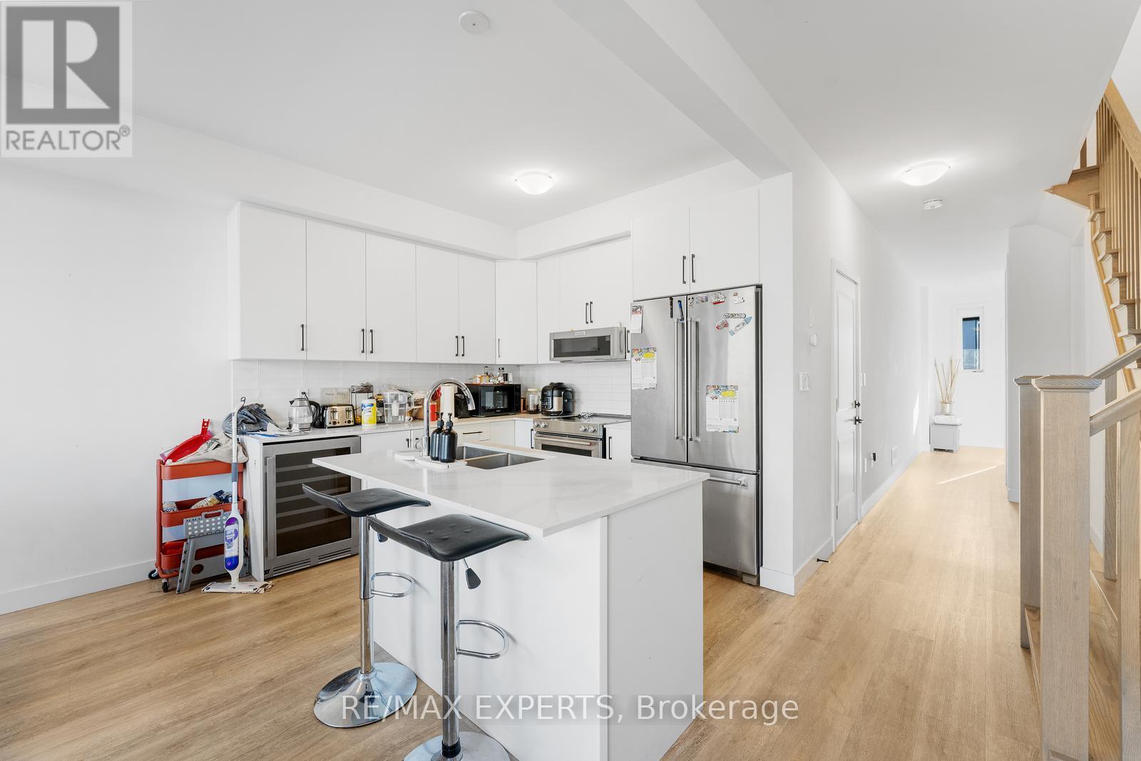 15 - 166 Mount Albion Road, Hamilton (Red Hill), Ontario  L8K 5S8 - Photo 7 - X12476107