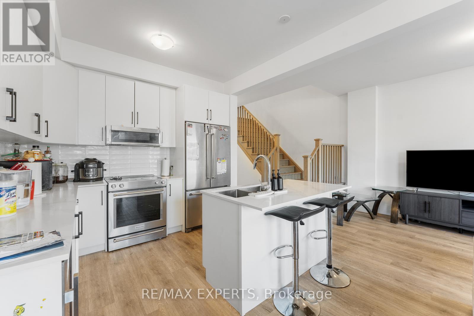 15 - 166 Mount Albion Road, Hamilton (Red Hill), Ontario  L8K 5S8 - Photo 9 - X12476107