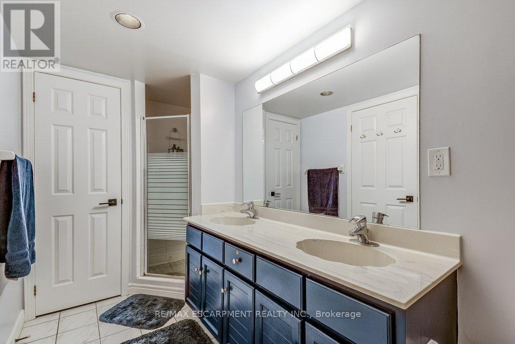 9d - 67 Caroline Street, Hamilton (Durand), Ontario  L8P 3K8 - Photo 29 - X12476116