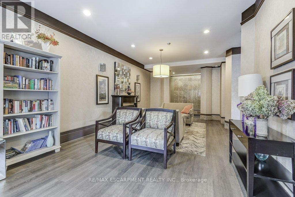 9d - 67 Caroline Street, Hamilton (Durand), Ontario  L8P 3K8 - Photo 7 - X12476116