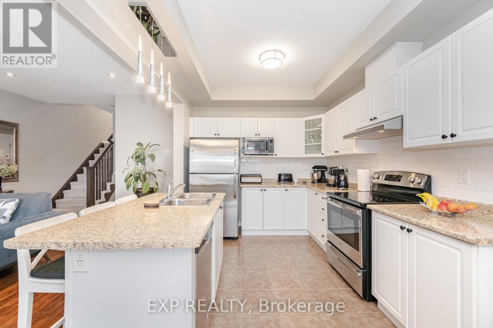 5091 Alyssa Drive, Lincoln (Beamsville), Ontario  L0R 1B2 - Photo 10 - X12476121