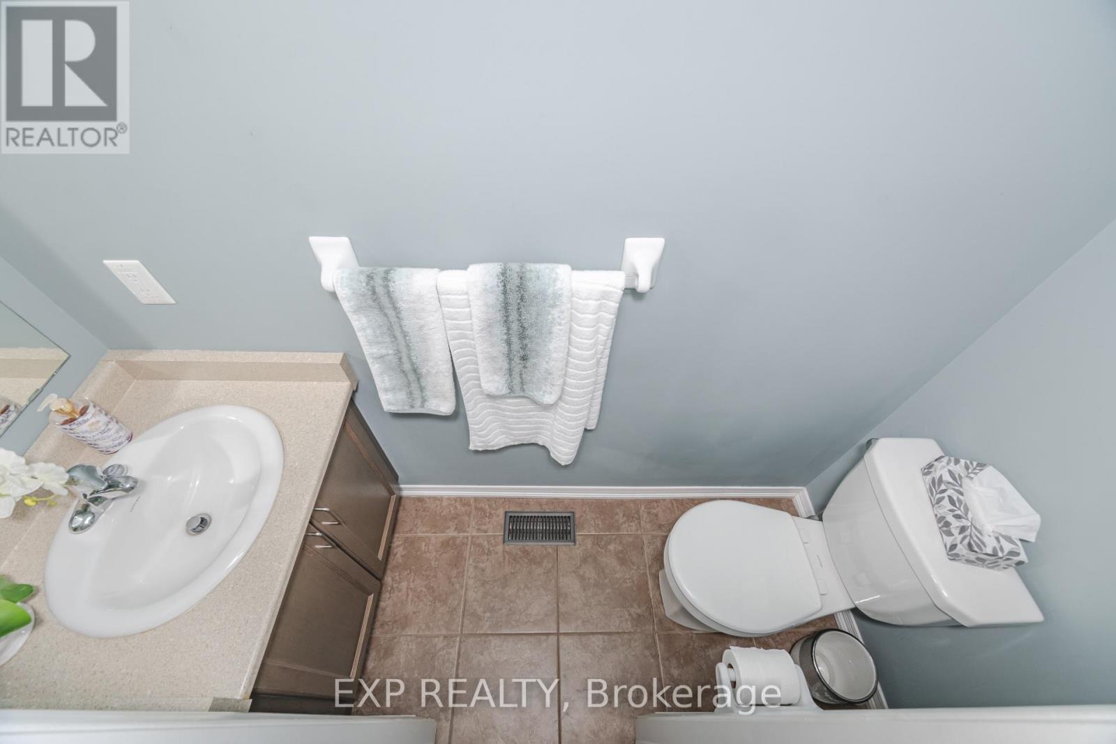 5091 Alyssa Drive, Lincoln (Beamsville), Ontario  L0R 1B2 - Photo 16 - X12476121