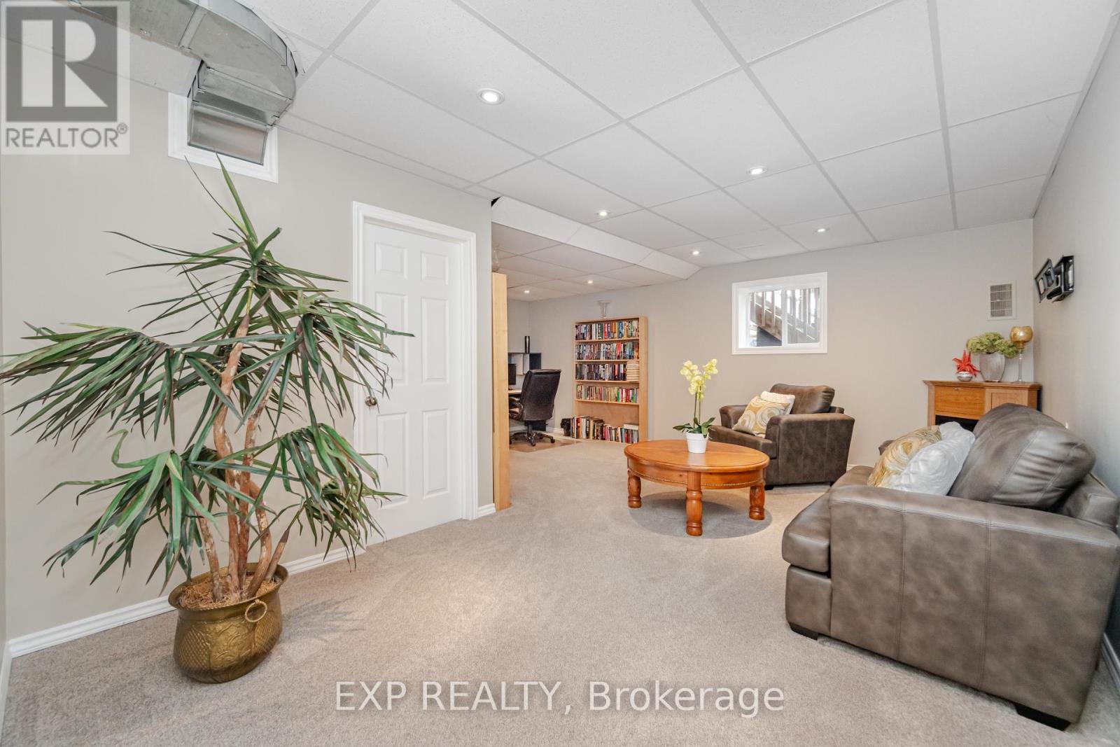 5091 Alyssa Drive, Lincoln (Beamsville), Ontario  L0R 1B2 - Photo 36 - X12476121