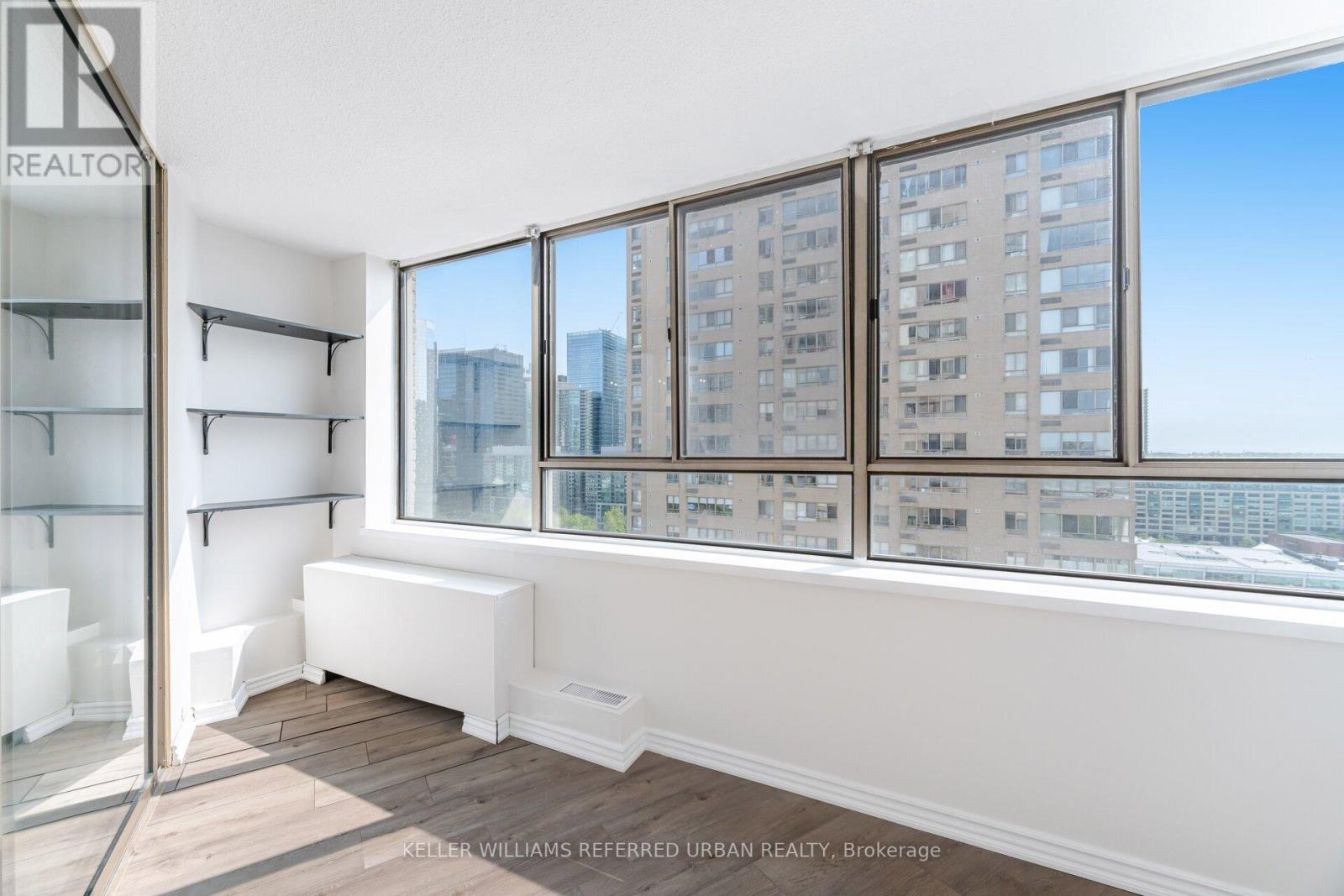 2008 - 270 Queens Quay W, Toronto, Ontario  M5J 2N4 - Photo 20 - C12377152