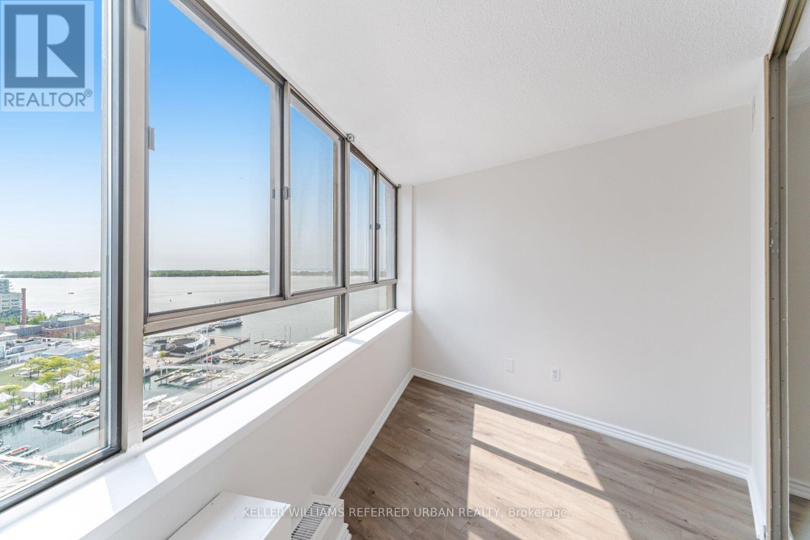2008 - 270 Queens Quay W, Toronto, Ontario  M5J 2N4 - Photo 19 - C12377152