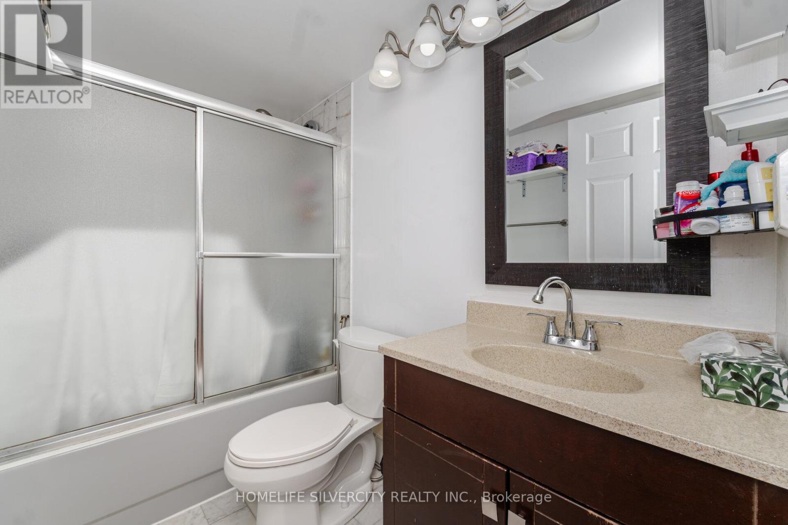 510 - 285 Enfield Place, Mississauga, Ontario  L5B 3Y6 - Photo 17 - W12476151