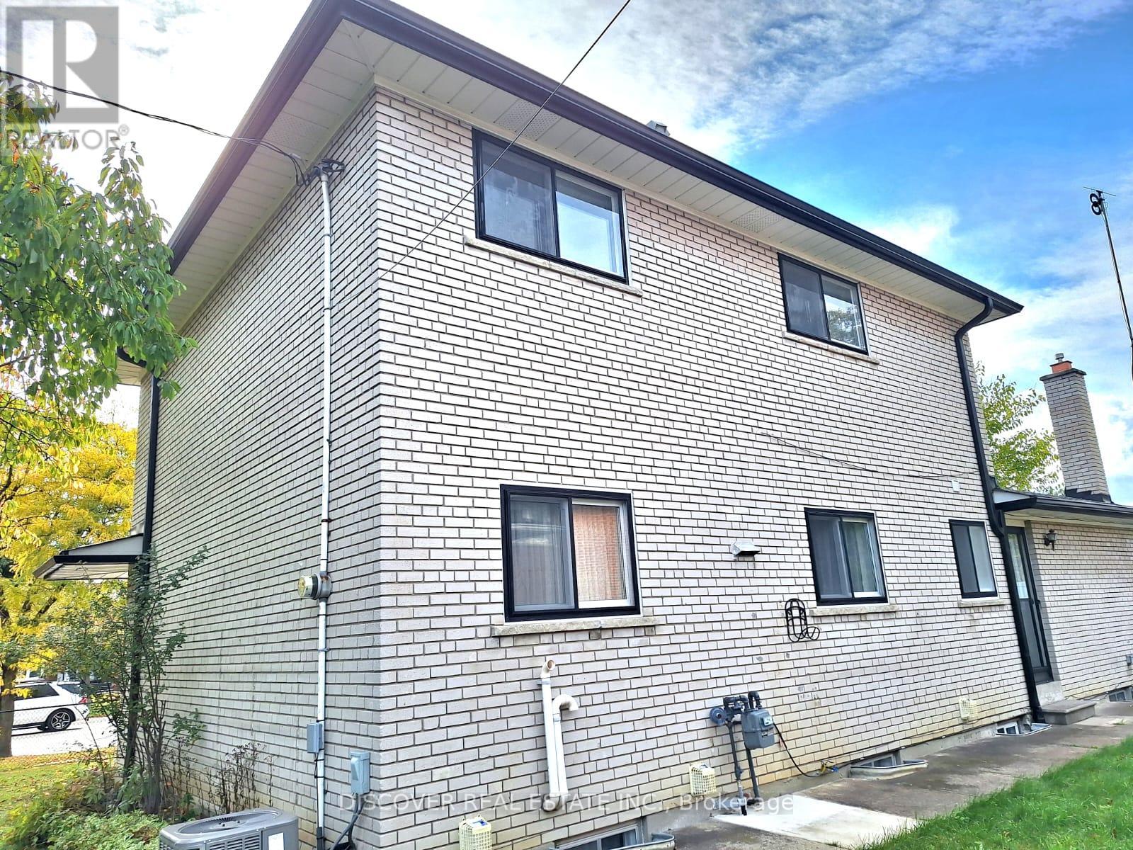783 Bloor Street, Mississauga, Ontario  L4Y 2M7 - Photo 37 - W12475404