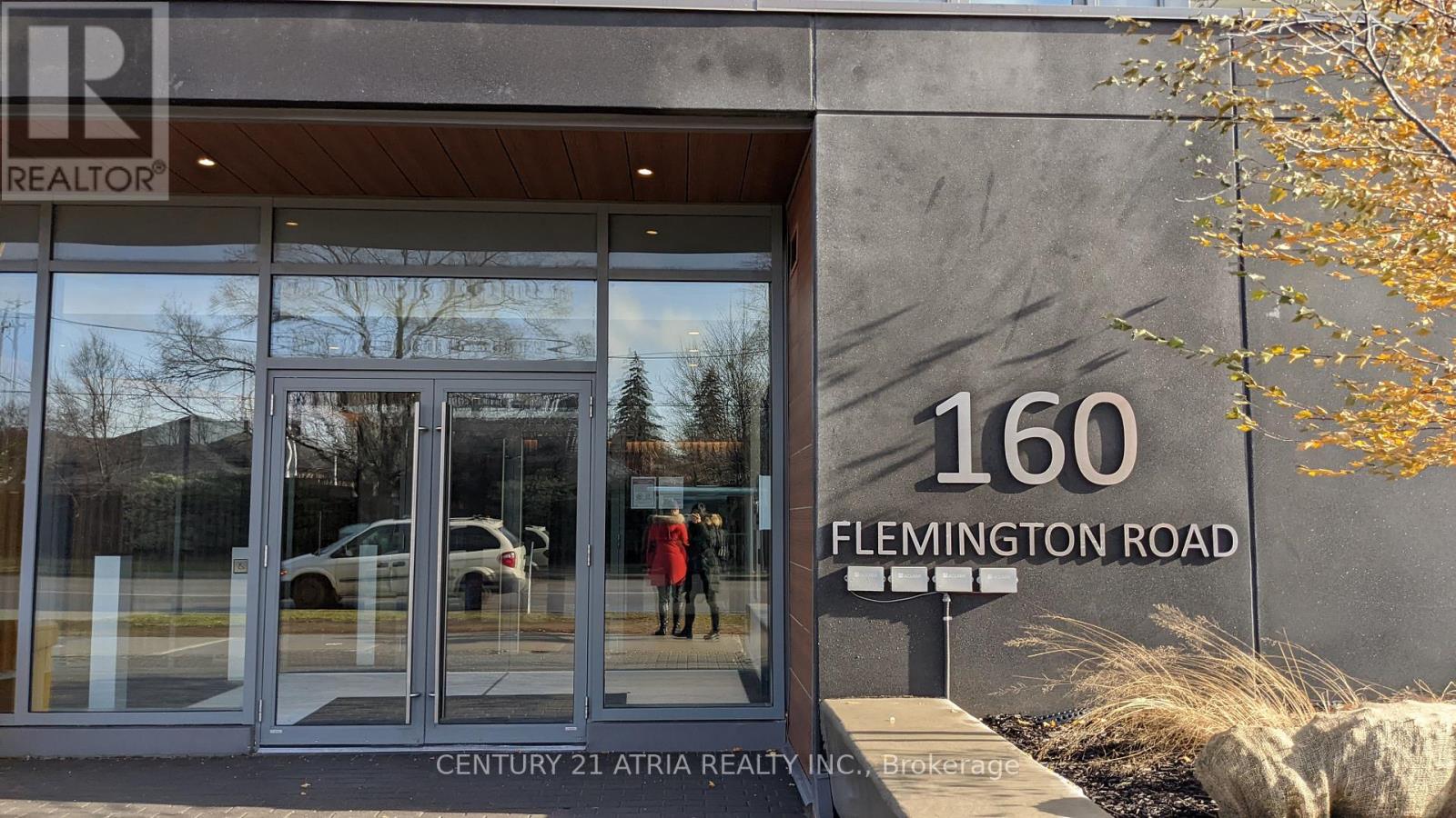 624 - 160 Flemington Road E, Toronto, Ontario  M6A 2P4 - Photo 2 - W12476180