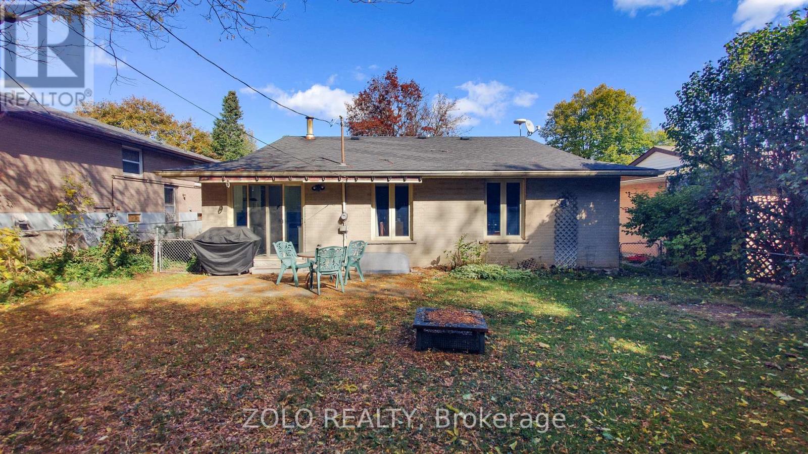 26 Cardwell Street, Orangeville, Ontario  L9W 2V6 - Photo 40 - W12476197