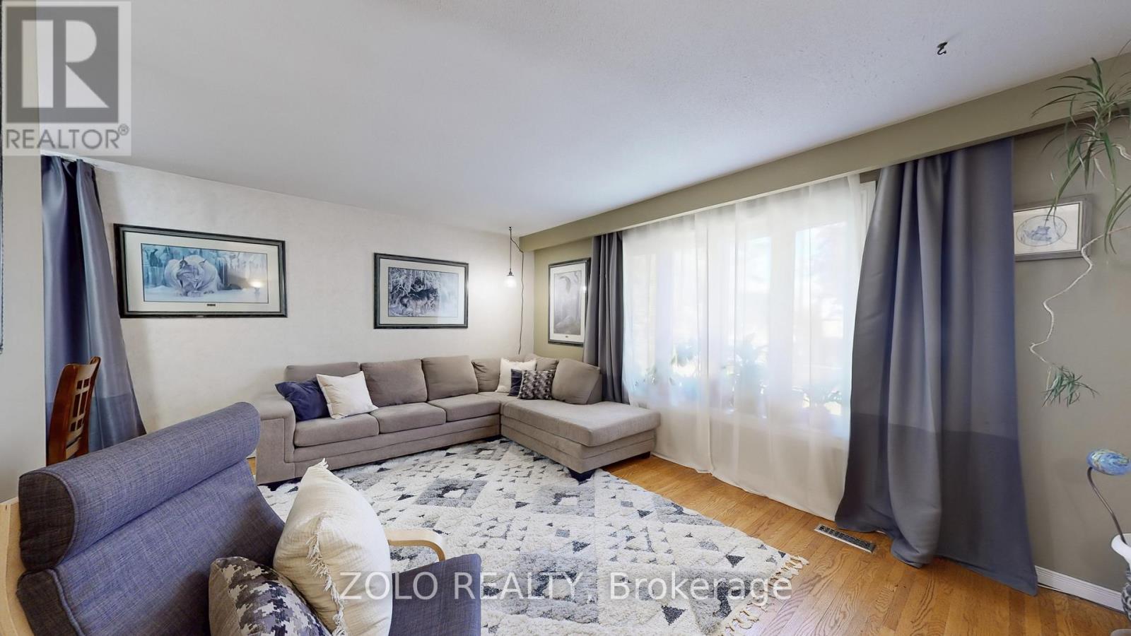 26 Cardwell Street, Orangeville, Ontario  L9W 2V6 - Photo 8 - W12476197