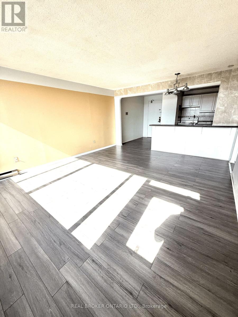 306 - 1011 Dufferin Street, Toronto, Ontario  M6H 4B5 - Photo 2 - W12476199