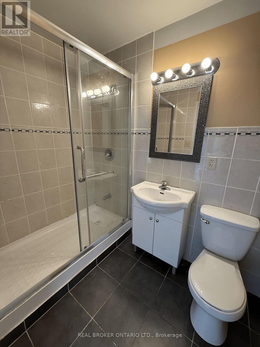 306 - 1011 Dufferin Street, Toronto, Ontario  M6H 4B5 - Photo 6 - W12476199