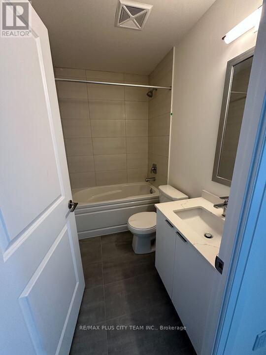 2805 - 15 Watergarden Drive, Mississauga, Ontario  L5R 0H4 - Photo 6 - W12476208