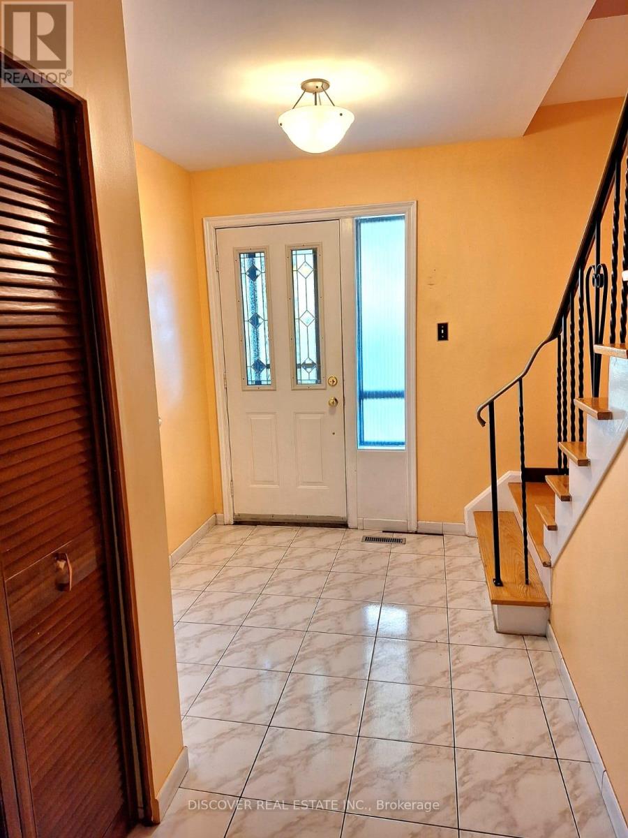 783 Bloor Street, Mississauga, Ontario  L4Y 2M7 - Photo 14 - W12475404