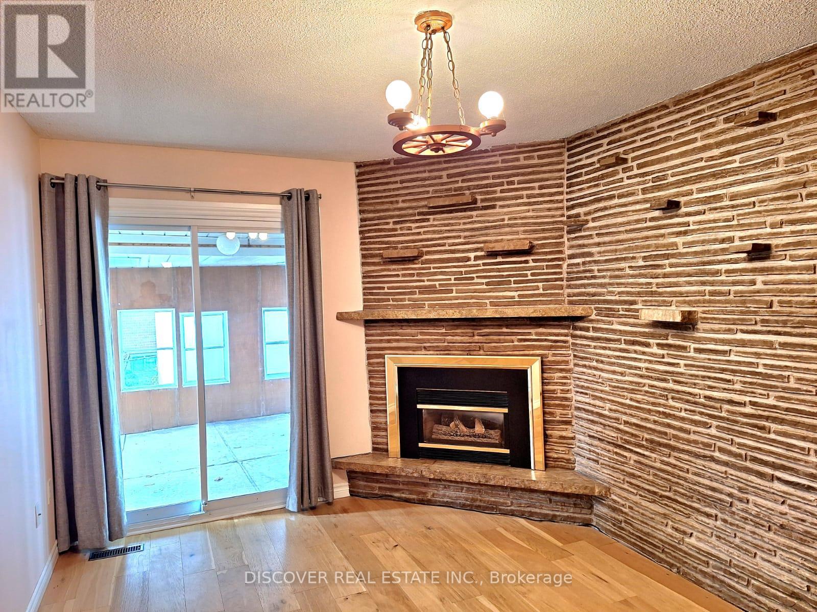 783 Bloor Street, Mississauga, Ontario  L4Y 2M7 - Photo 21 - W12475404