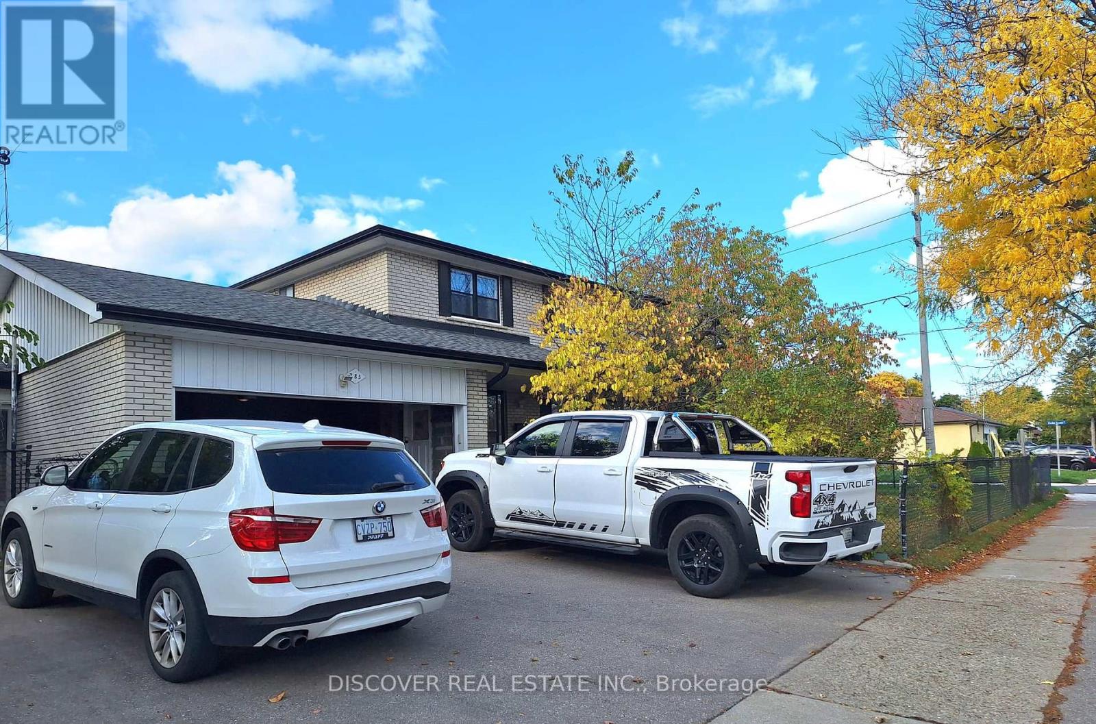 783 Bloor Street, Mississauga, Ontario  L4Y 2M7 - Photo 2 - W12475404