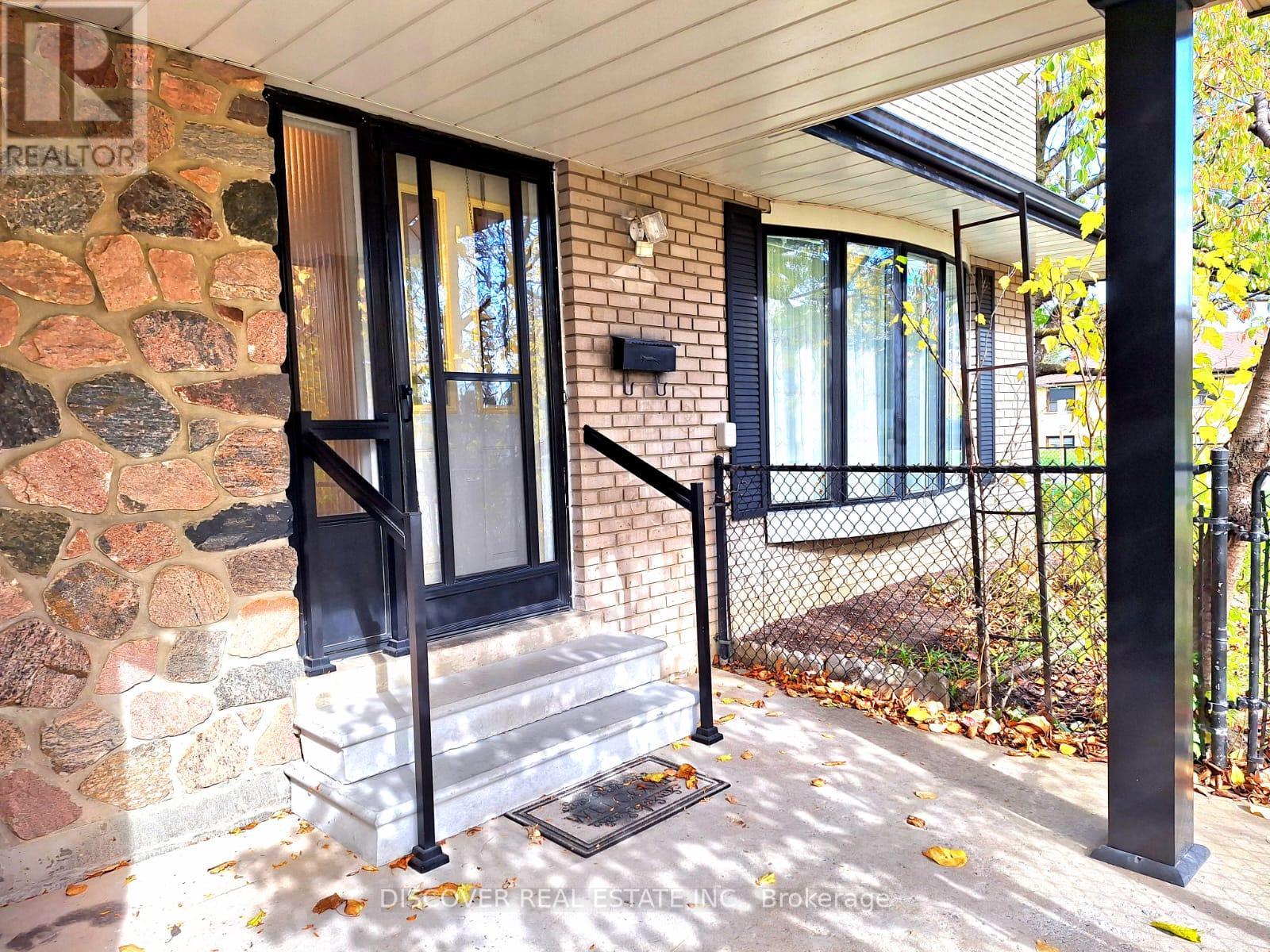 783 Bloor Street, Mississauga, Ontario  L4Y 2M7 - Photo 7 - W12475404