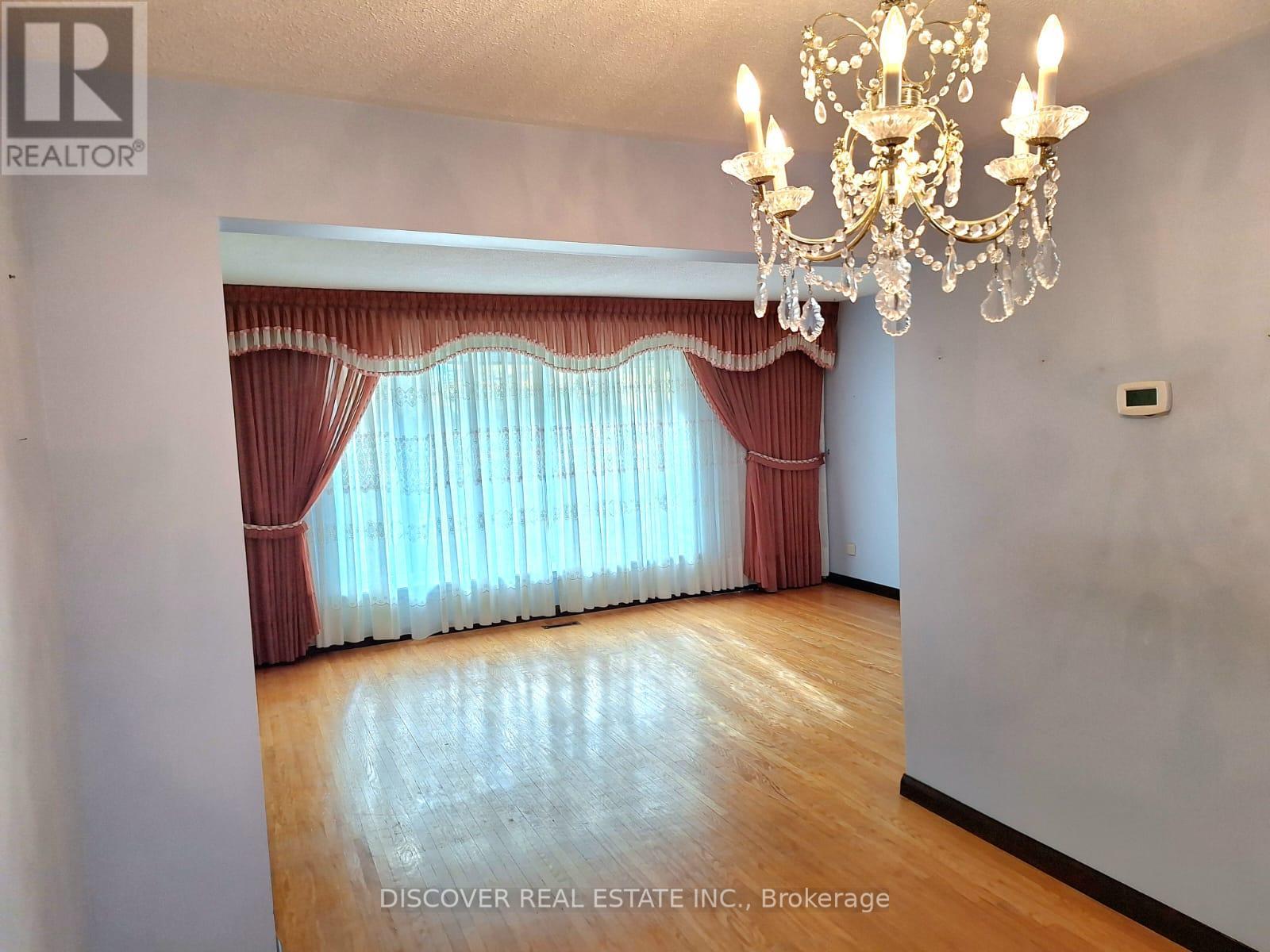 783 Bloor Street, Mississauga, Ontario  L4Y 2M7 - Photo 9 - W12475404