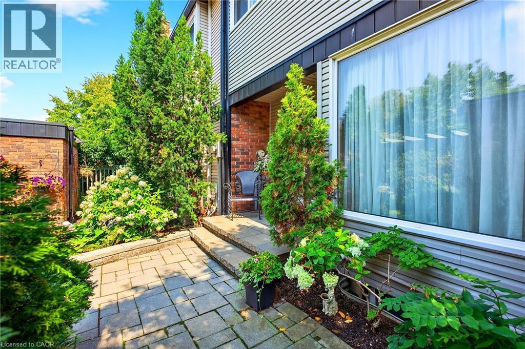 1552 Kerns Road Unit# 4, Burlington, Ontario  L7P 3A7 - Photo 5 - 40781341