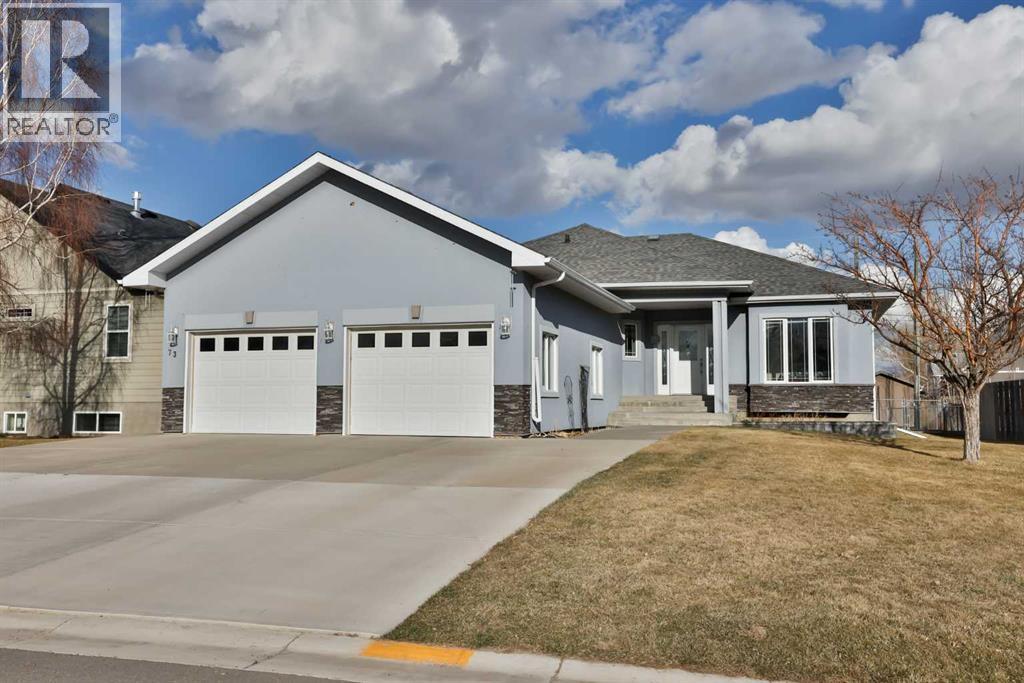 73N 2A Street, Magrath, Alberta
