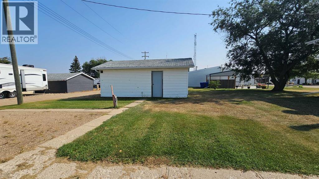 5017 Windsor Avenue, Coronation, Alberta  T0C 1C0 - Photo 3 - A2262222