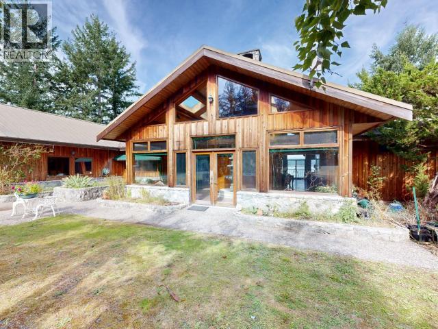 10032 Leslie Road, Powell River, British Columbia   - Photo 45 - 19389