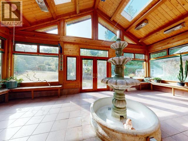 10032 Leslie Road, Powell River, British Columbia   - Photo 17 - 19389