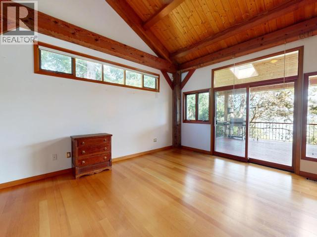 10032 Leslie Road, Powell River, British Columbia   - Photo 33 - 19389