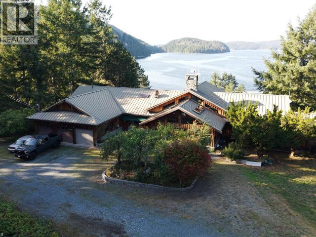 10032 Leslie Road, Powell River, British Columbia   - Photo 57 - 19389